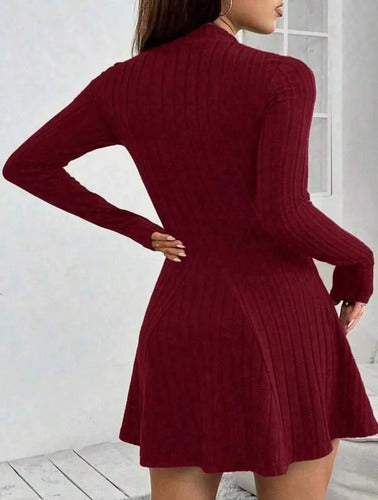 Vestido Cuello Alto Manga Larga Tela Texturizada Corte A