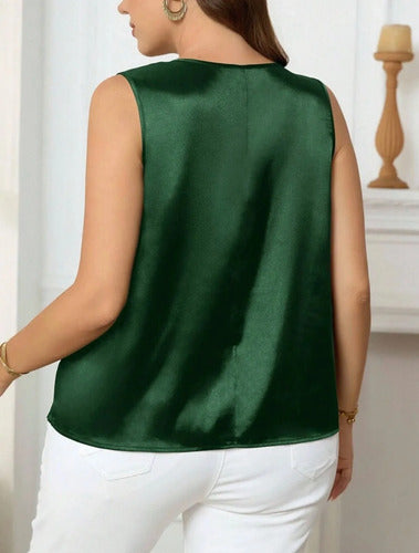 Blusa Musculosa De Saten Y Encaje Talle Grande Kikinas Verde Satén Xl