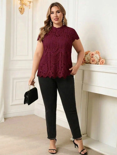 Blusa De Encaje Premium Manga Corta Talle Grande