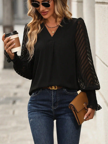 Blusa Con Mangas De Malla Transparente
