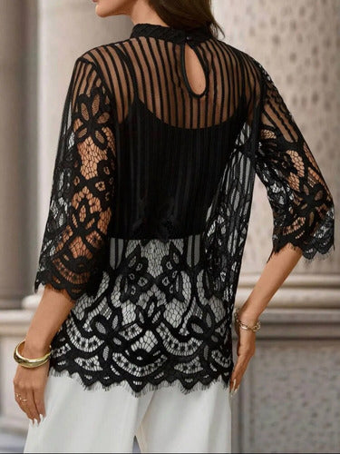 Blusa De Encaje Manga 3/4 No Incluye Top Kikinas