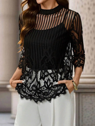 Blusa De Encaje  Manga 3/4 No Incluye Top Kikinas
