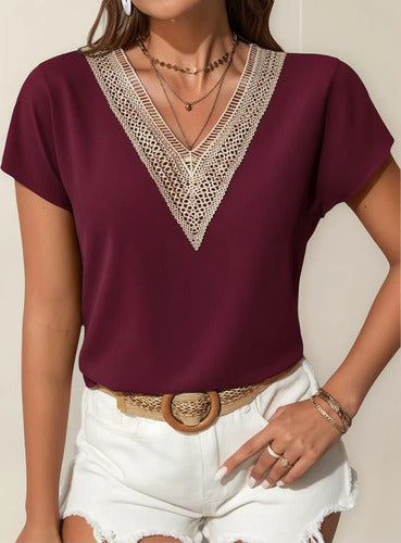Blusa Camiseta Remera De Dama Cuello V  Con Detalle Tejido