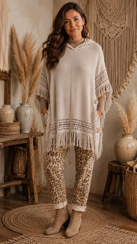 Poncho Capa De Punto Tejido Con Capucha  Kikinas Crema Tejida Unico