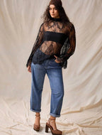Blusa De Encaje Manga Larga Tipo Bluson Kikinas