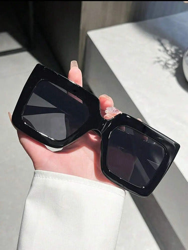 Lentes De Sol Negros Cuadrados Genérico Diseño  Kikinas Cuadrado Negro