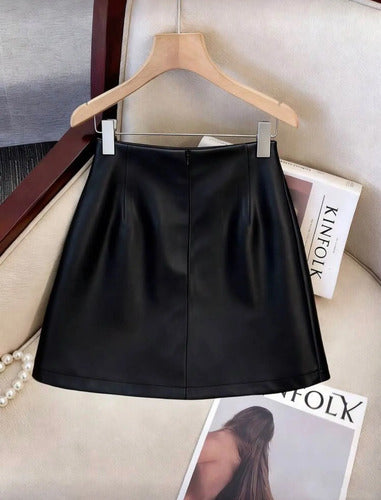 Pollera Minifalda Cuerina Engomada Con Tajo Talle Grande