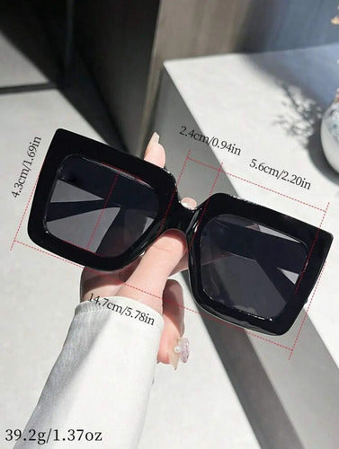 Lentes De Sol Negros Cuadrados Genérico Diseño  Kikinas Cuadrado Negro