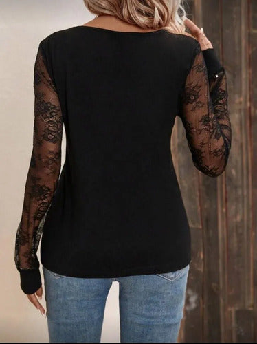 Blusa  Buzo Manga Larga Con Detalles Encaje Dama Kikinas